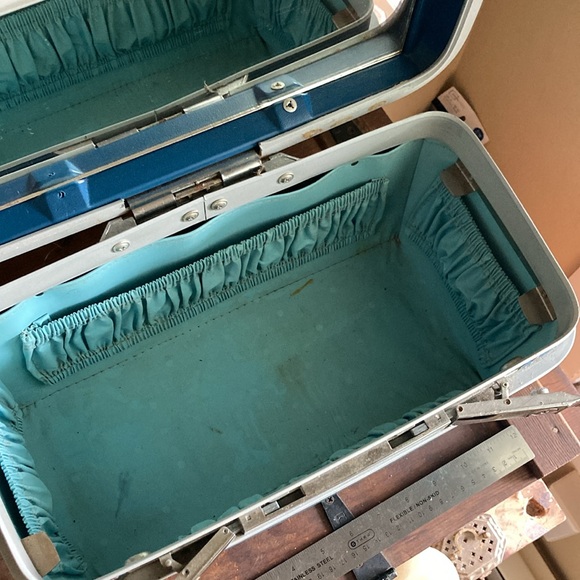 14x6x9 Vintage samsonite train make up travel case - Picture 9 of 12